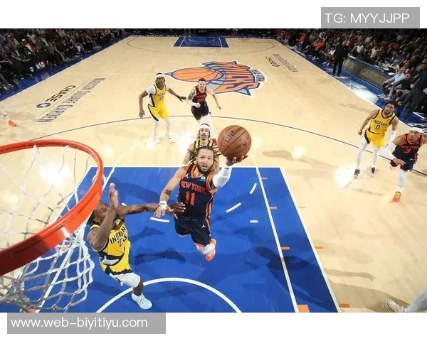 格雷森阿伦称赞布克传球能力称自己会积极跑位配合突破