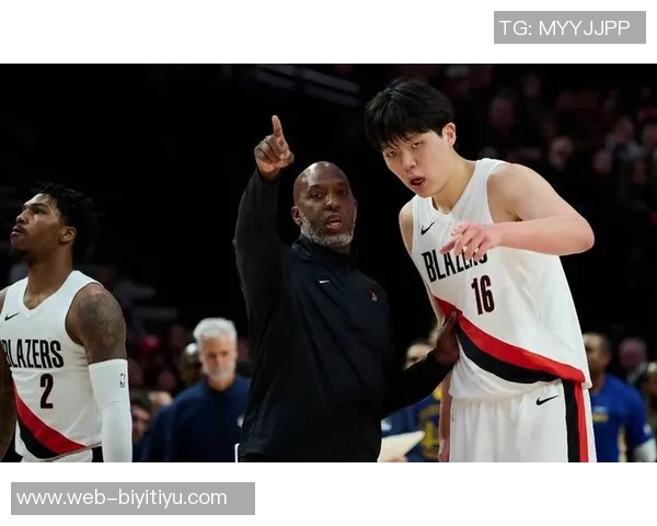 比卢普斯谈杨瀚森的魅力孩子们被他的体型和互动方式深深吸引 比卢普斯谈杨瀚森的魅力孩子们被他的体型和互动方式深深吸引