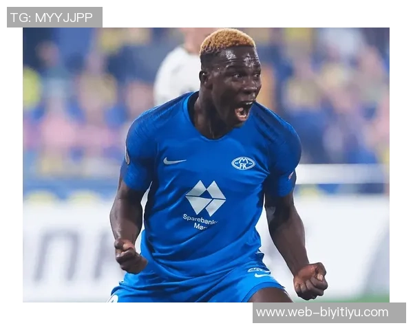 大卫福法纳再次因无证驾驶被罚款440英镑并扣6分